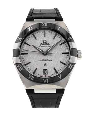 Luxury pre-owned watches still within the manufacturer’s warranty